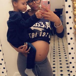 Meet your Posher, Lee